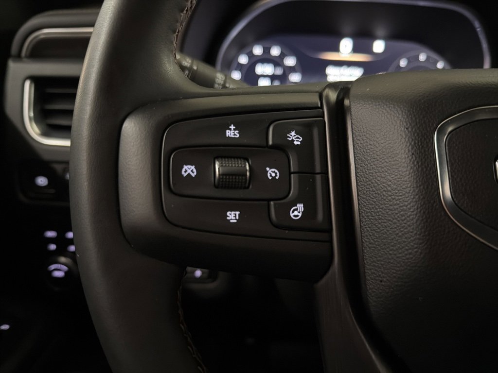 Used 2023 GMC Yukon AT4 w/ Technology Package image 27