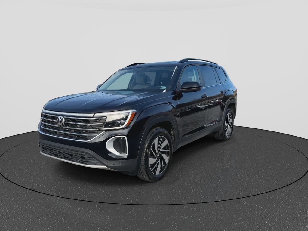 Used 2025 Volkswagen Atlas SE image 4