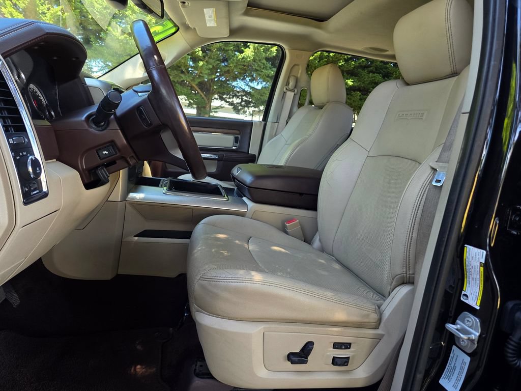 Used 2015 RAM 2500 Laramie w/ Convenience Group AWD/4WD image 26
