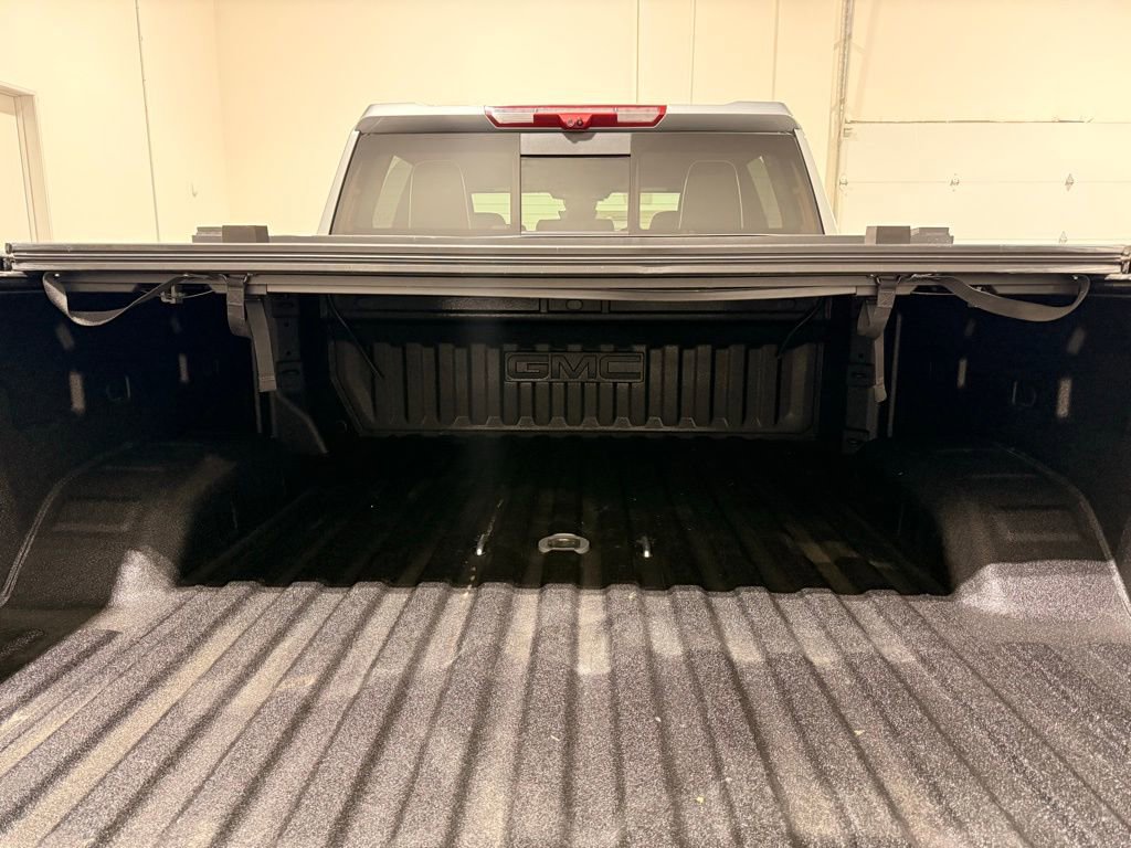 Used 2026 GMC Sierra 2500 AT4X image 10