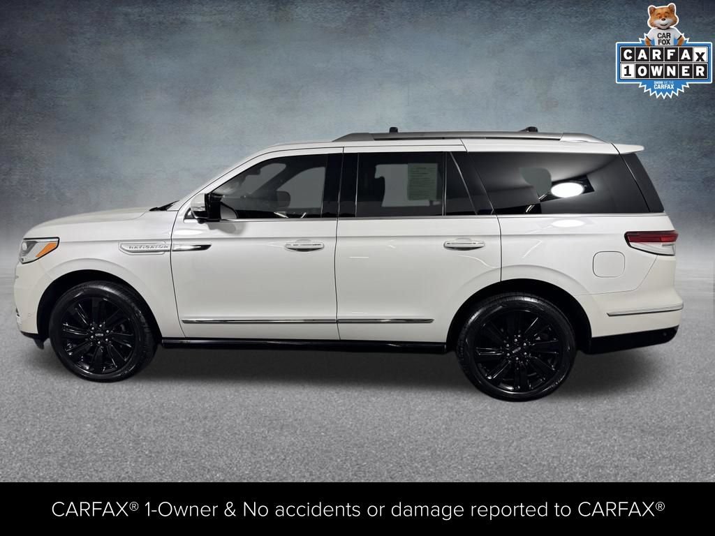 Certified 2023 Lincoln Navigator Reserve AWD/4WD image 4
