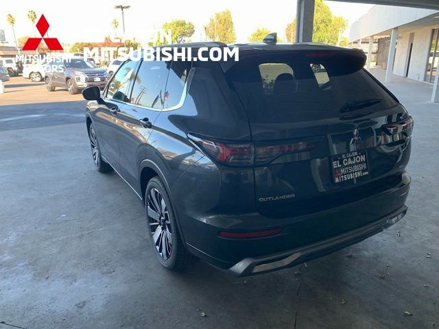 New 2026 Mitsubishi Outlander SEL FWD image 5