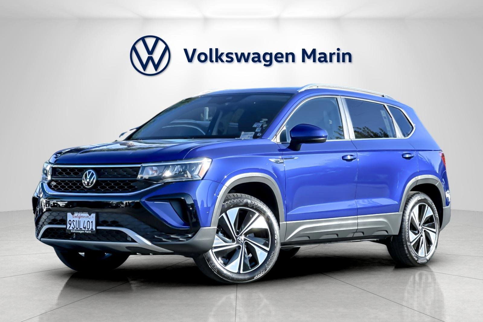Certified 2024 Volkswagen Taos SE w/ Panoramic Sunroof Package