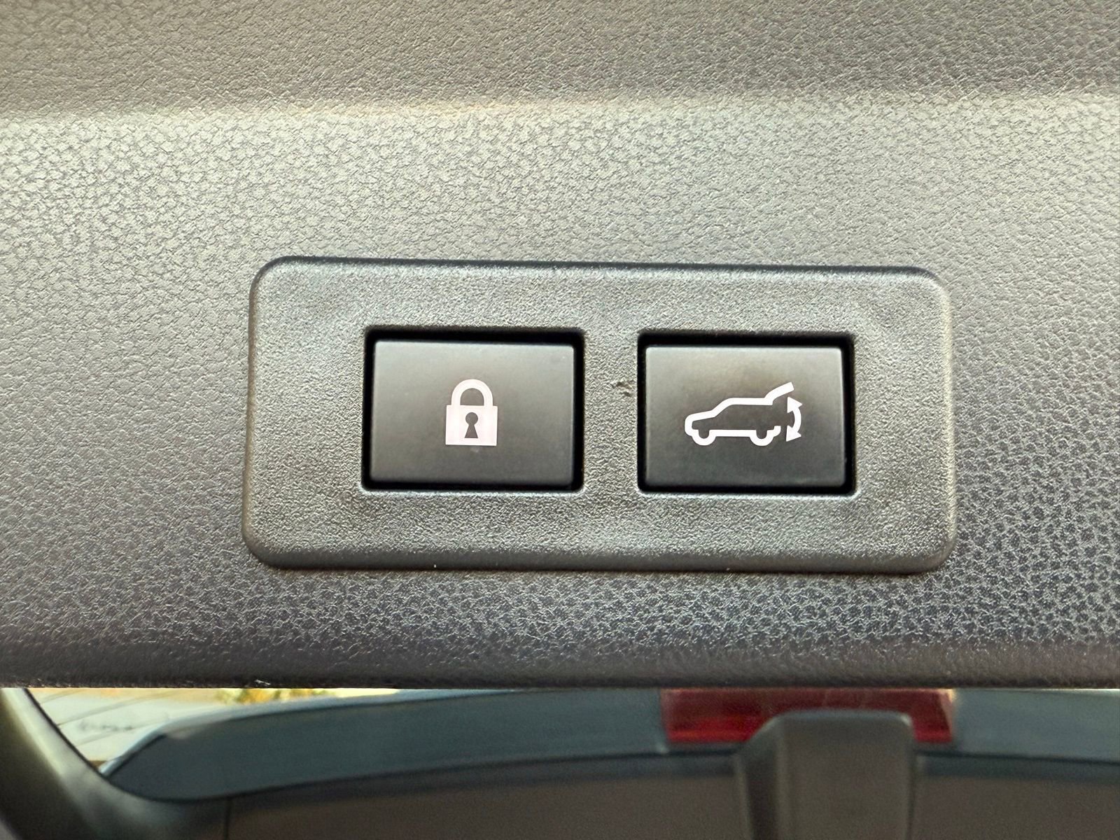 Used 2023 Subaru Ascent Touring image 18