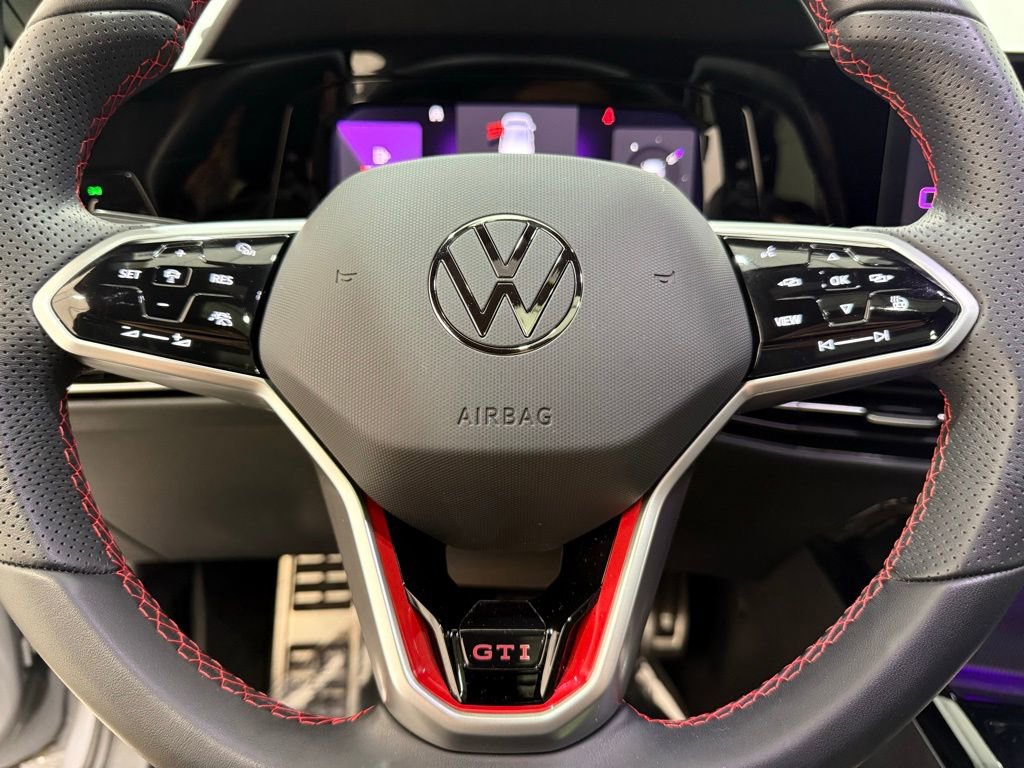 Used 2024 Volkswagen GTI Autobahn image 40
