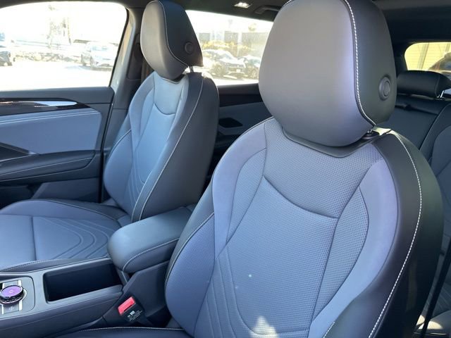 New 2026 Volkswagen Tiguan SE R-Line image 12