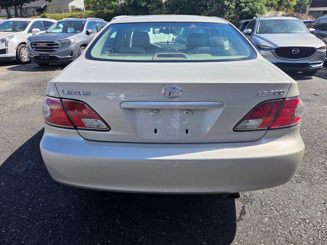 Used 2002 Lexus ES 330 FWD image 7