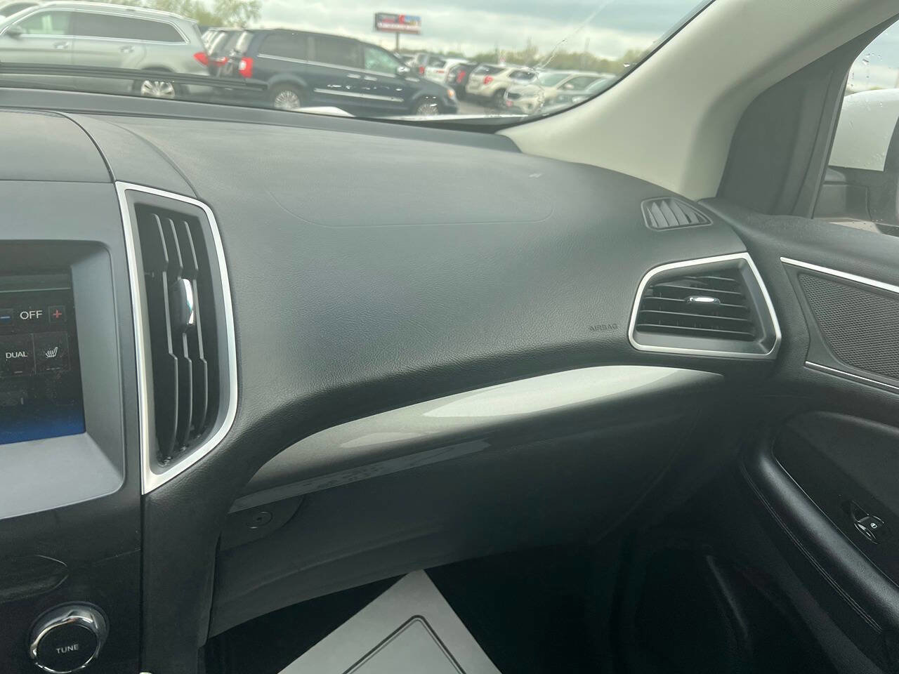 Used 2015 Ford Edge SEL w/ Equipment Group 201A AWD/4WD image 25
