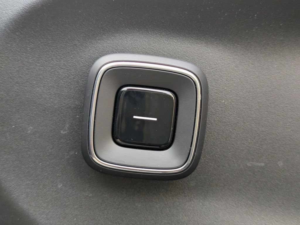 New 2025 Volvo EX90 Ultra AWD/4WD image 21