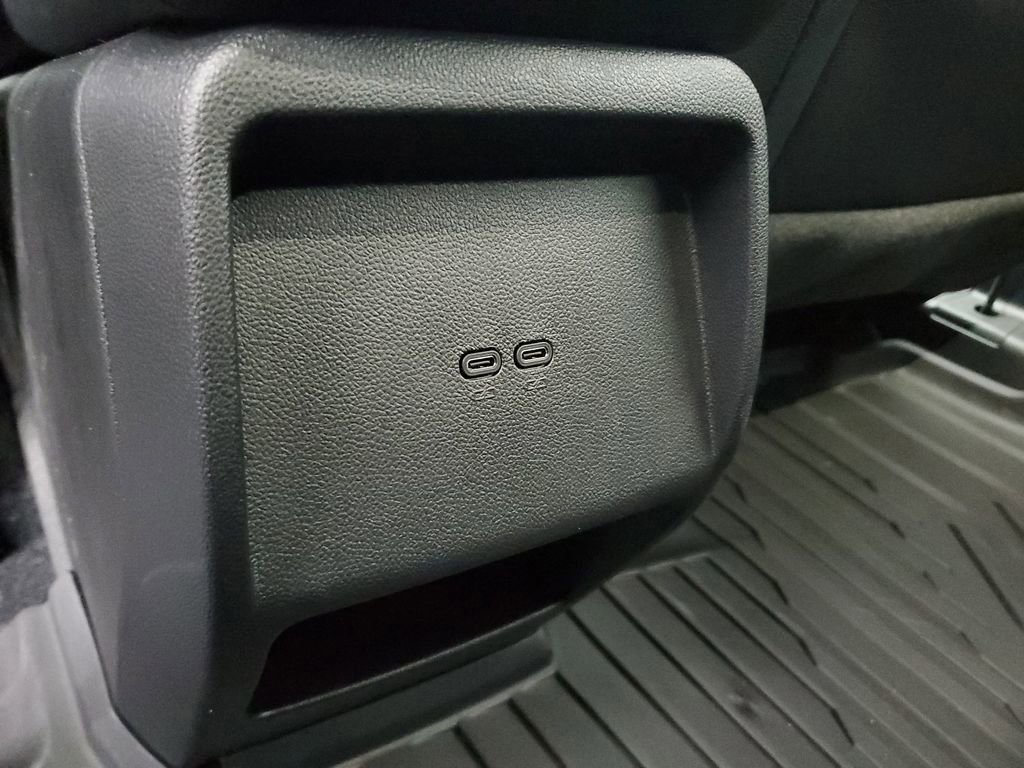 New 2026 Chevrolet Equinox EV LT image 12