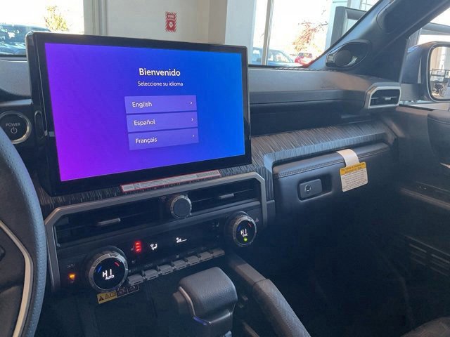 New 2025 Toyota 4Runner 4WD image 31