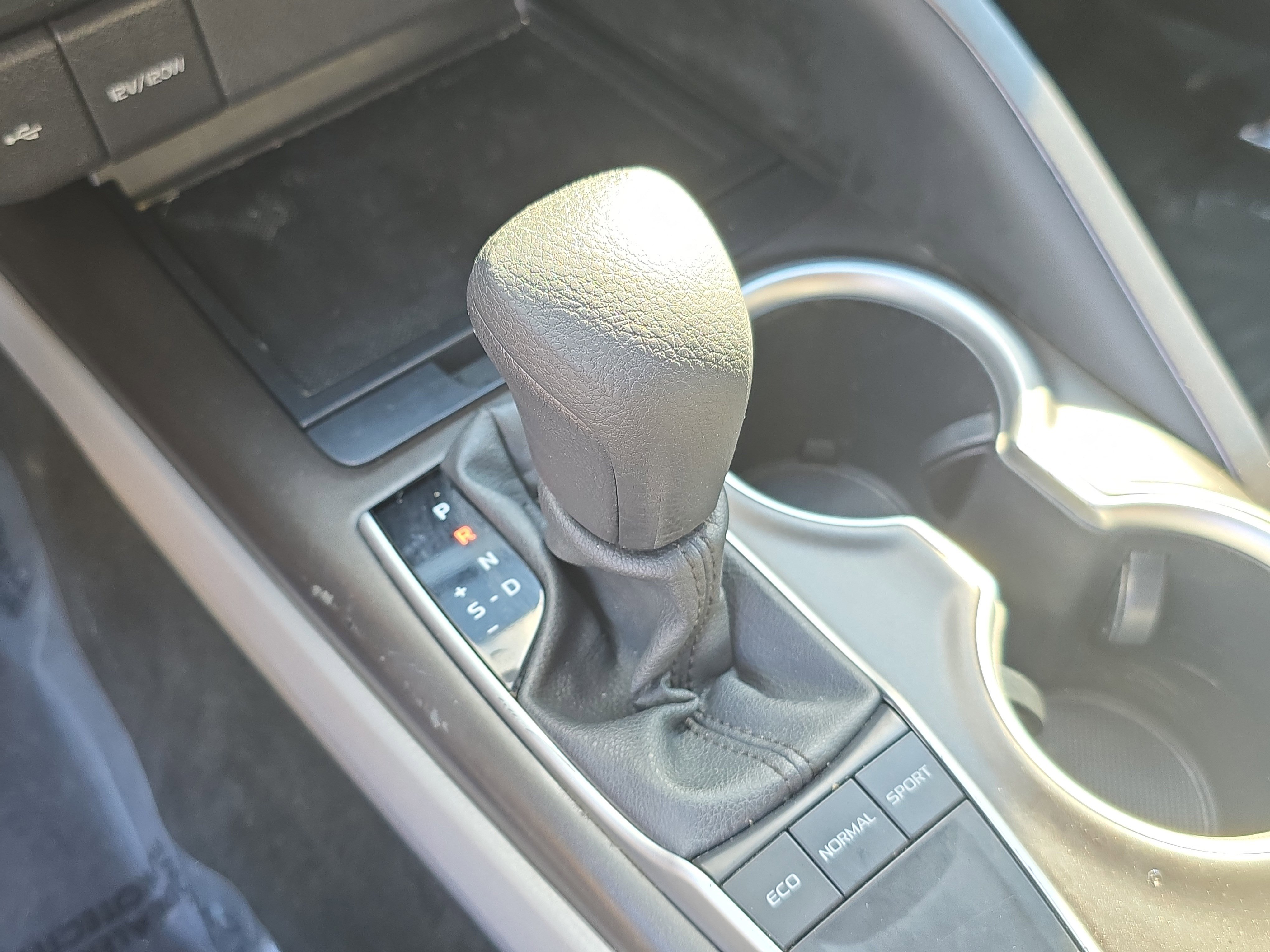 Used 2023 Toyota Camry LE FWD image 21