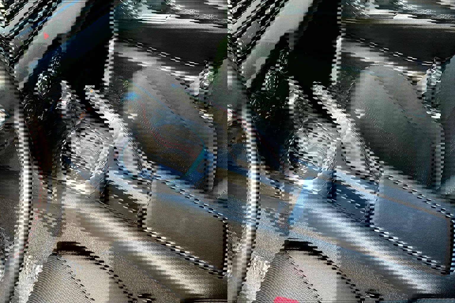 Used 2017 MAZDA MX-5 Miata Sport image 12