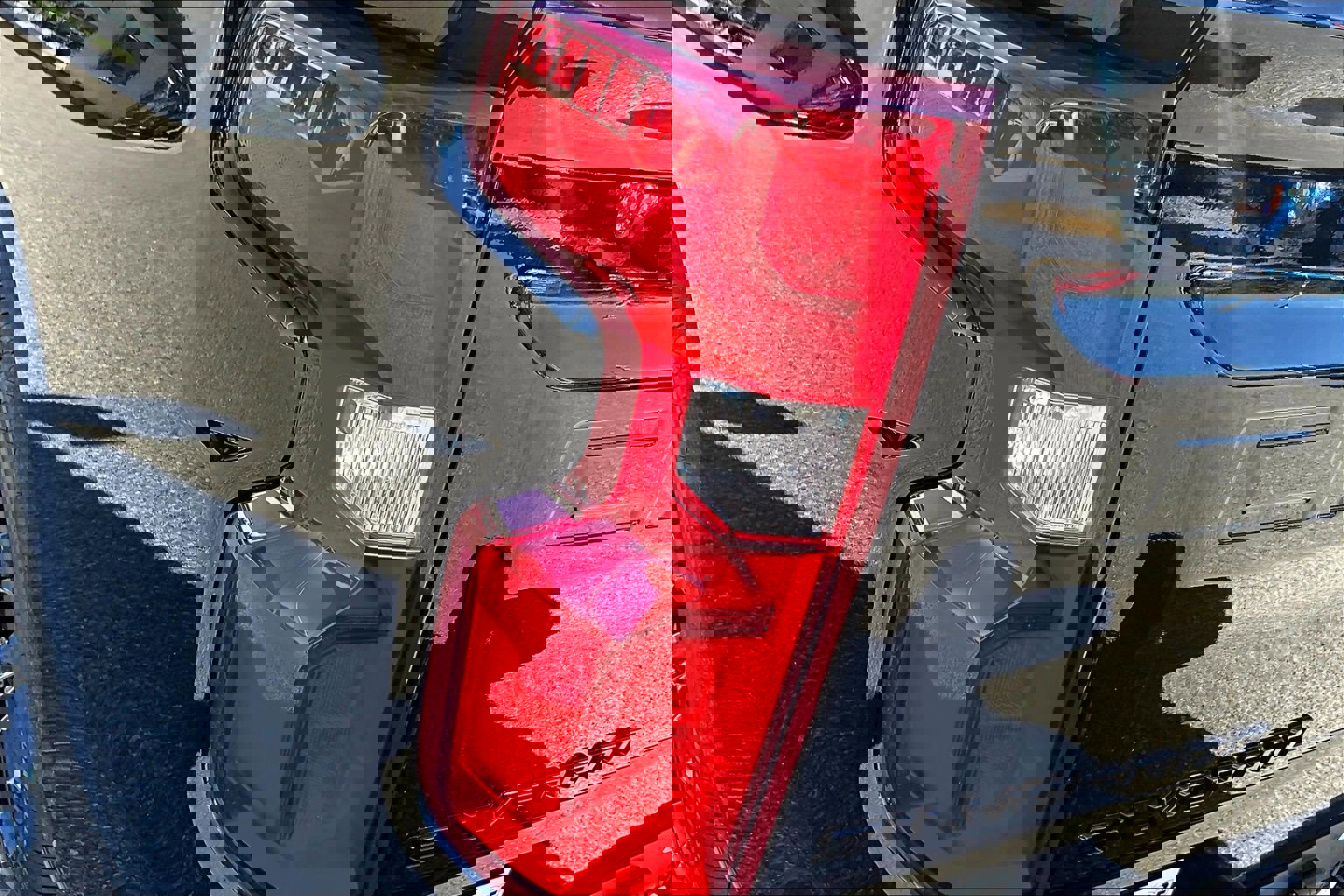 Used 2026 Chevrolet Silverado 1500 High Country w/ Midnight Edition image 34