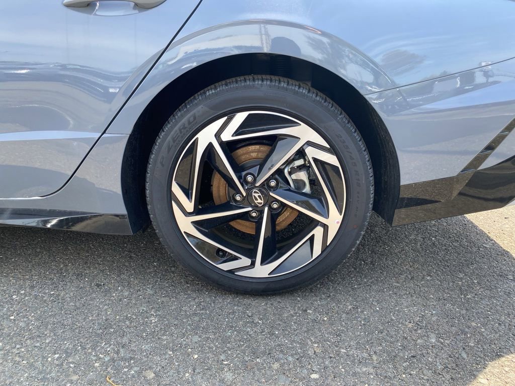 New 2026 Hyundai Sonata SEL AWD/4WD image 9