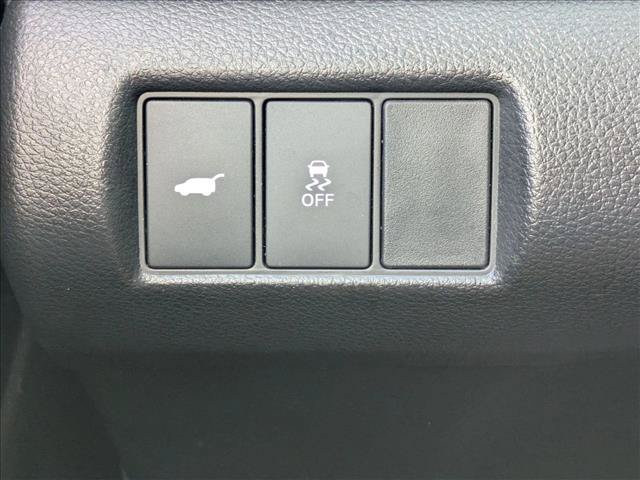 Used 2025 Honda Pilot Touring image 12