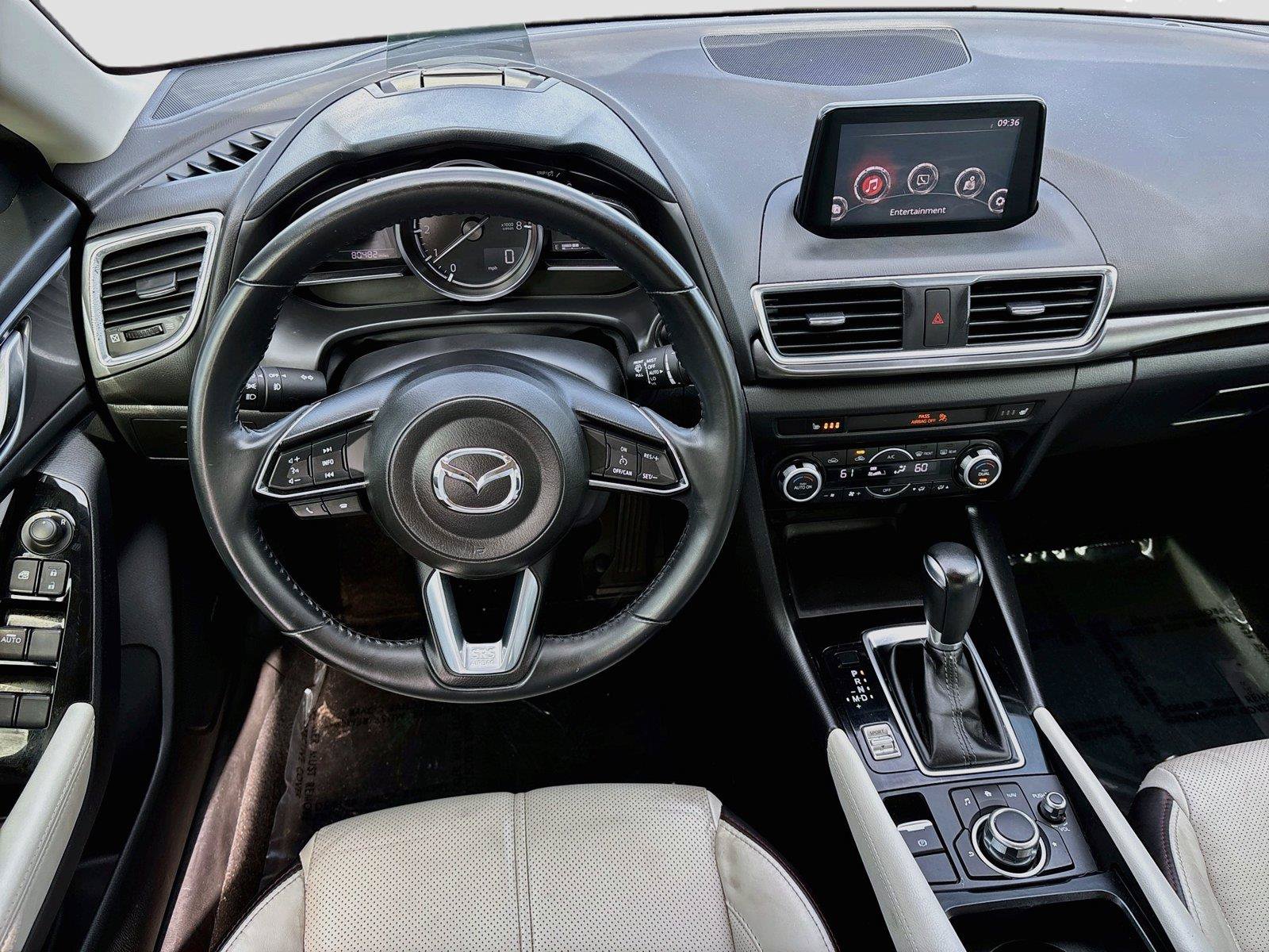 Used 2018 MAZDA MAZDA3 Grand Touring FWD image 23