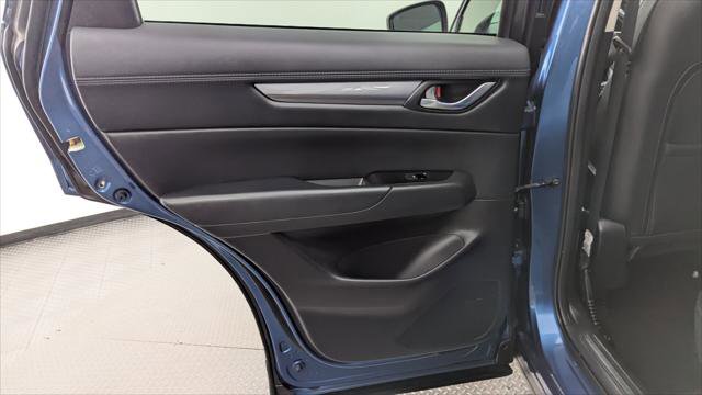 Used 2018 MAZDA CX-5 Touring AWD/4WD image 16
