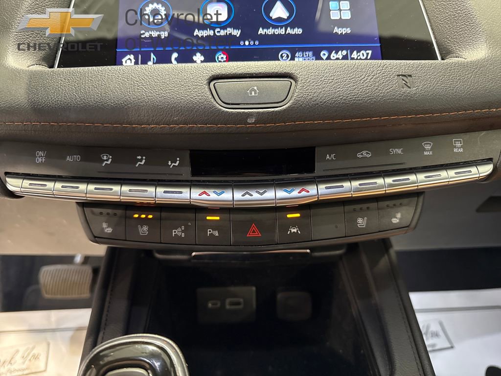 Used 2020 Cadillac XT4 Premium Luxury w/ Enhanced Visibility Package image 12