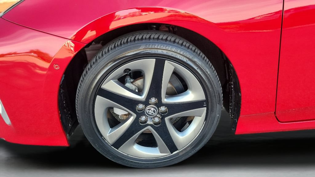 Certified 2022 Toyota Prius Limited FWD image 24