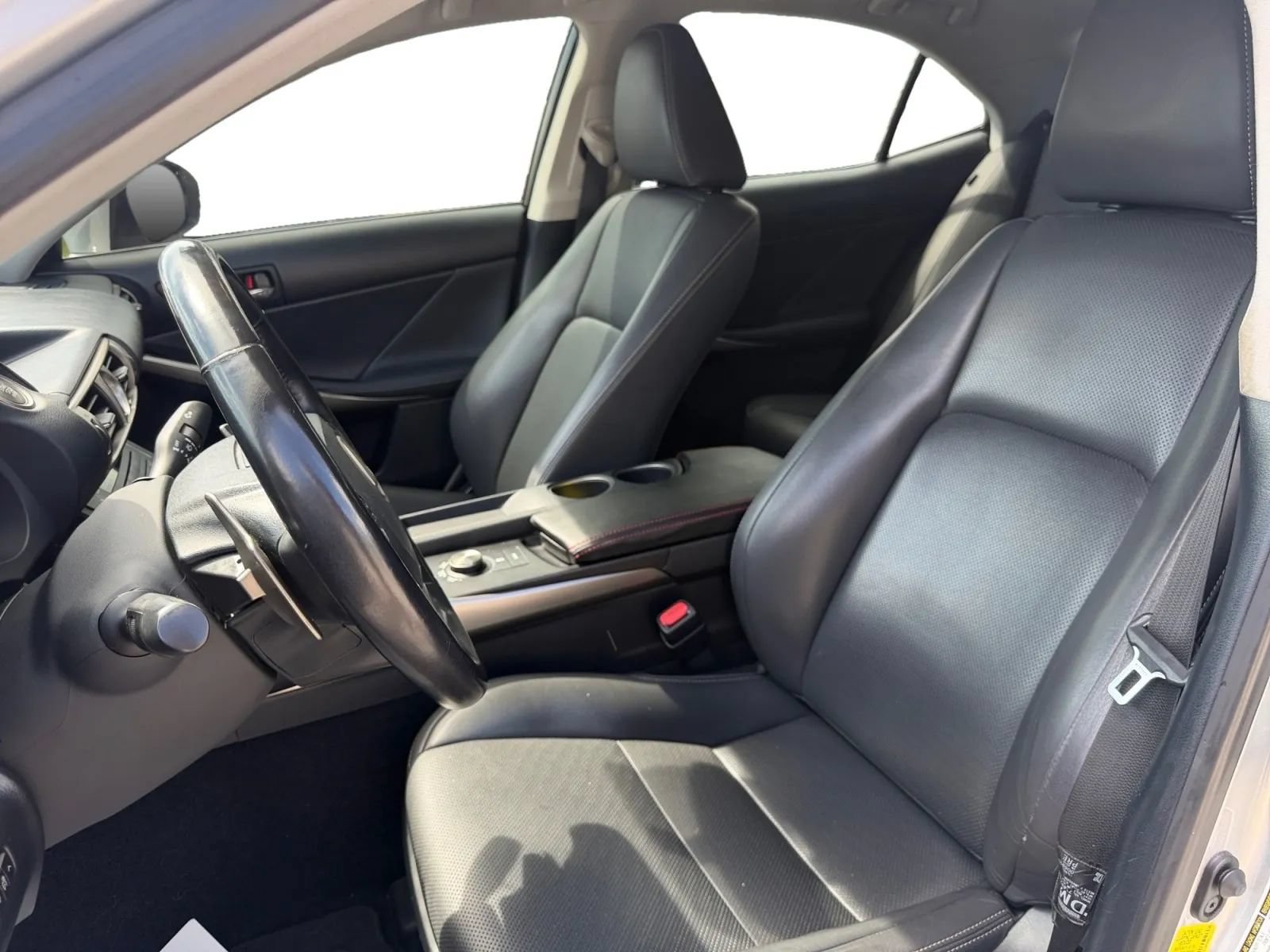 Used 2016 Lexus IS 200t RWD image 12