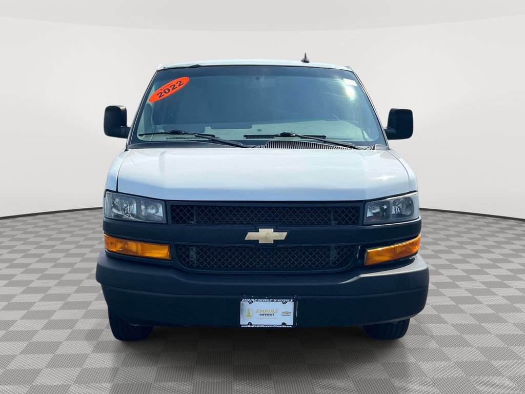 Used 2022 Chevrolet Express 2500 w/ Driver Convenience Package RWD image 2