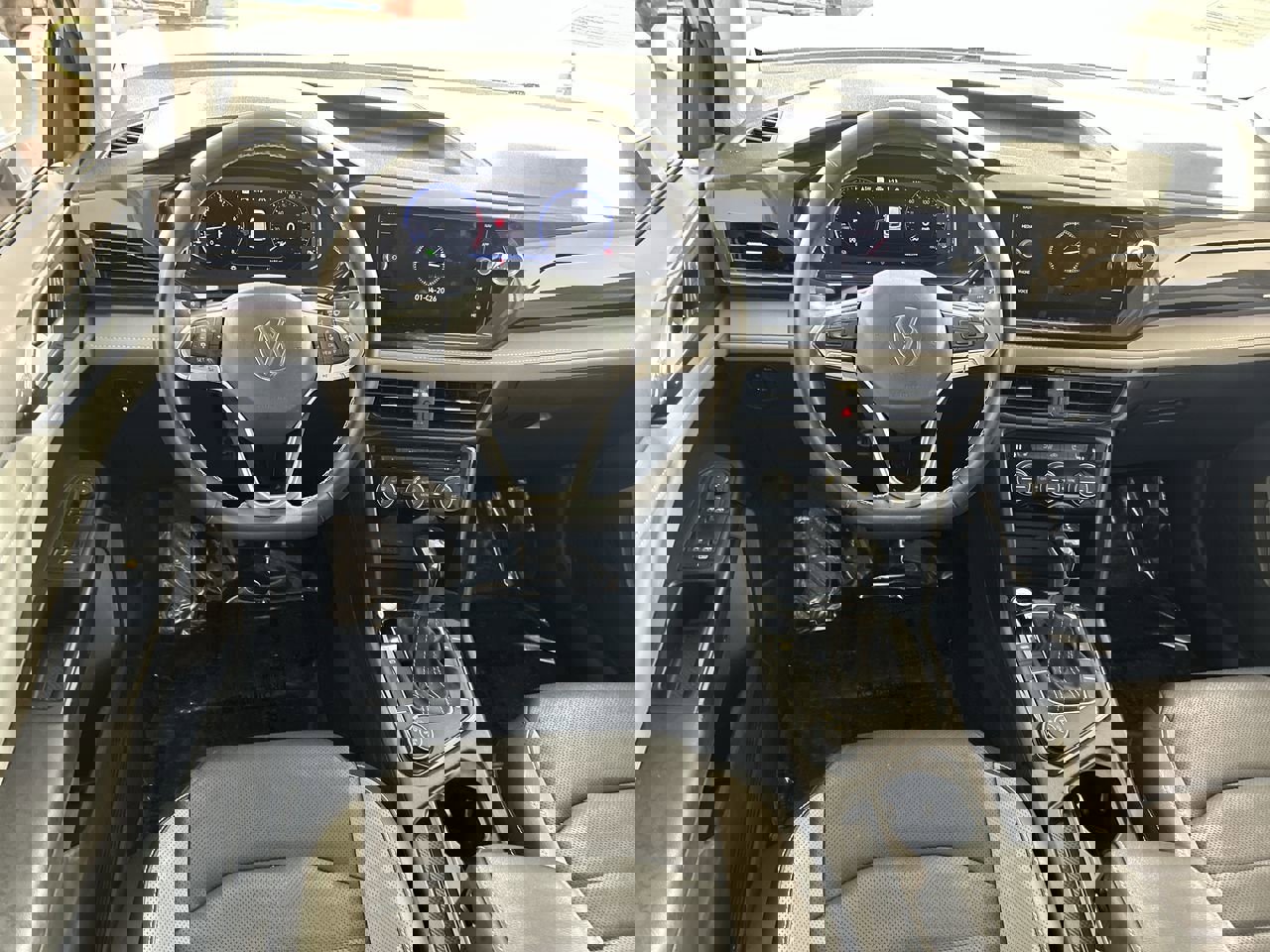 Used 2022 Volkswagen Taos SEL image 22