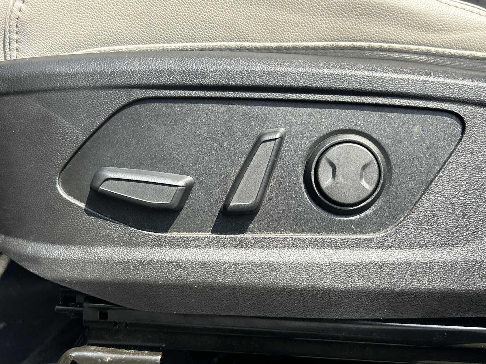 Used 2024 Hyundai Tucson Limited FWD image 14