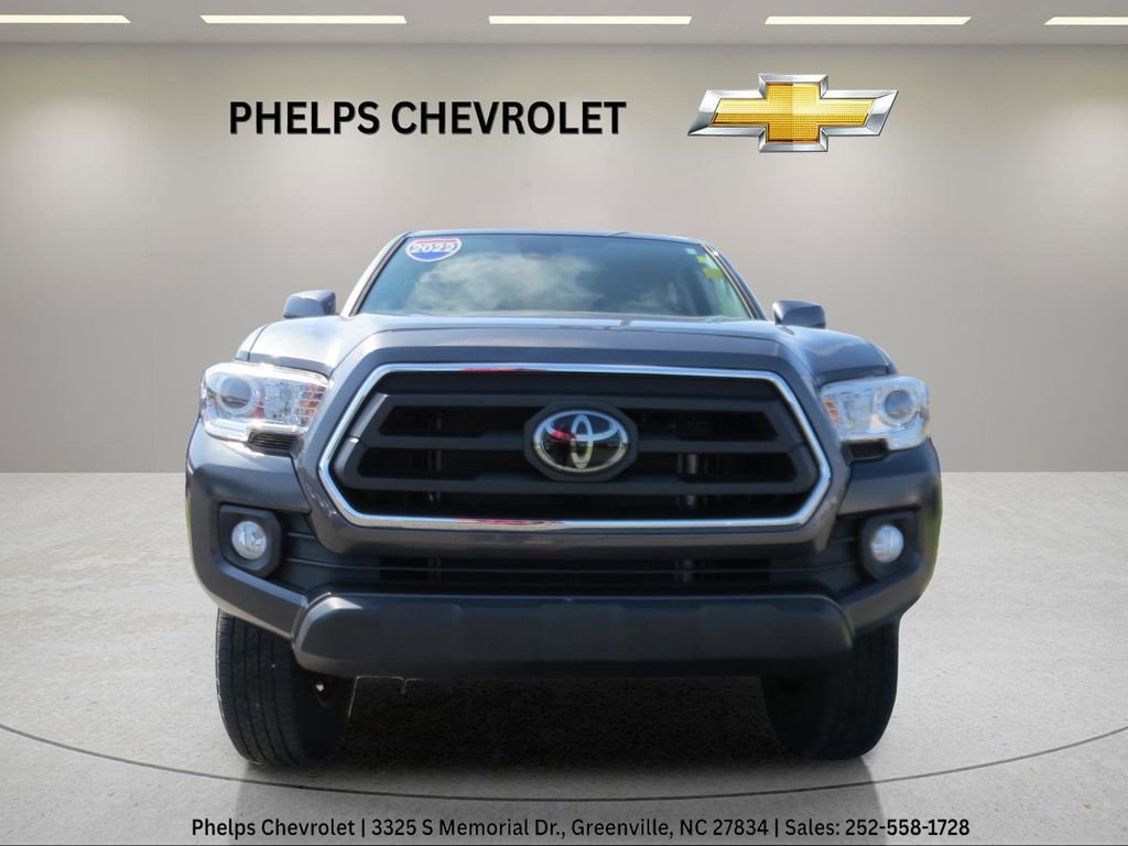 Used 2022 Toyota Tacoma SR5 w/ Technology Package image 10