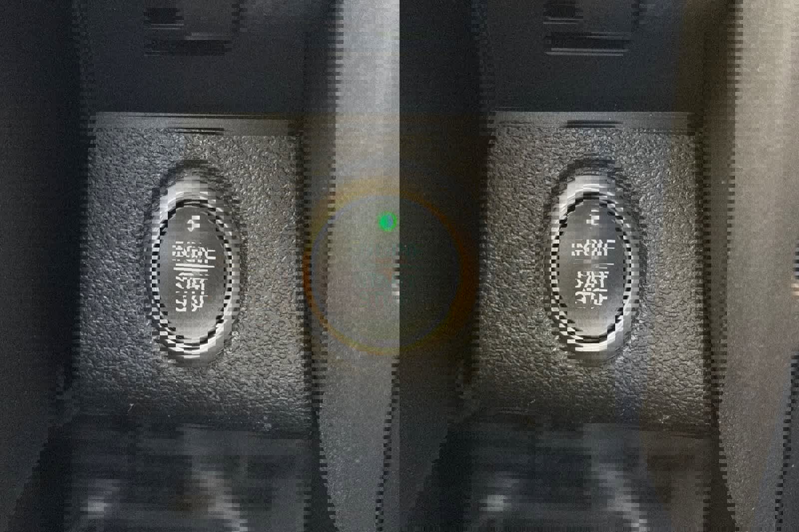 Certified 2020 Ford F150 Raptor w/ Equipment Group 802A Luxury image 22