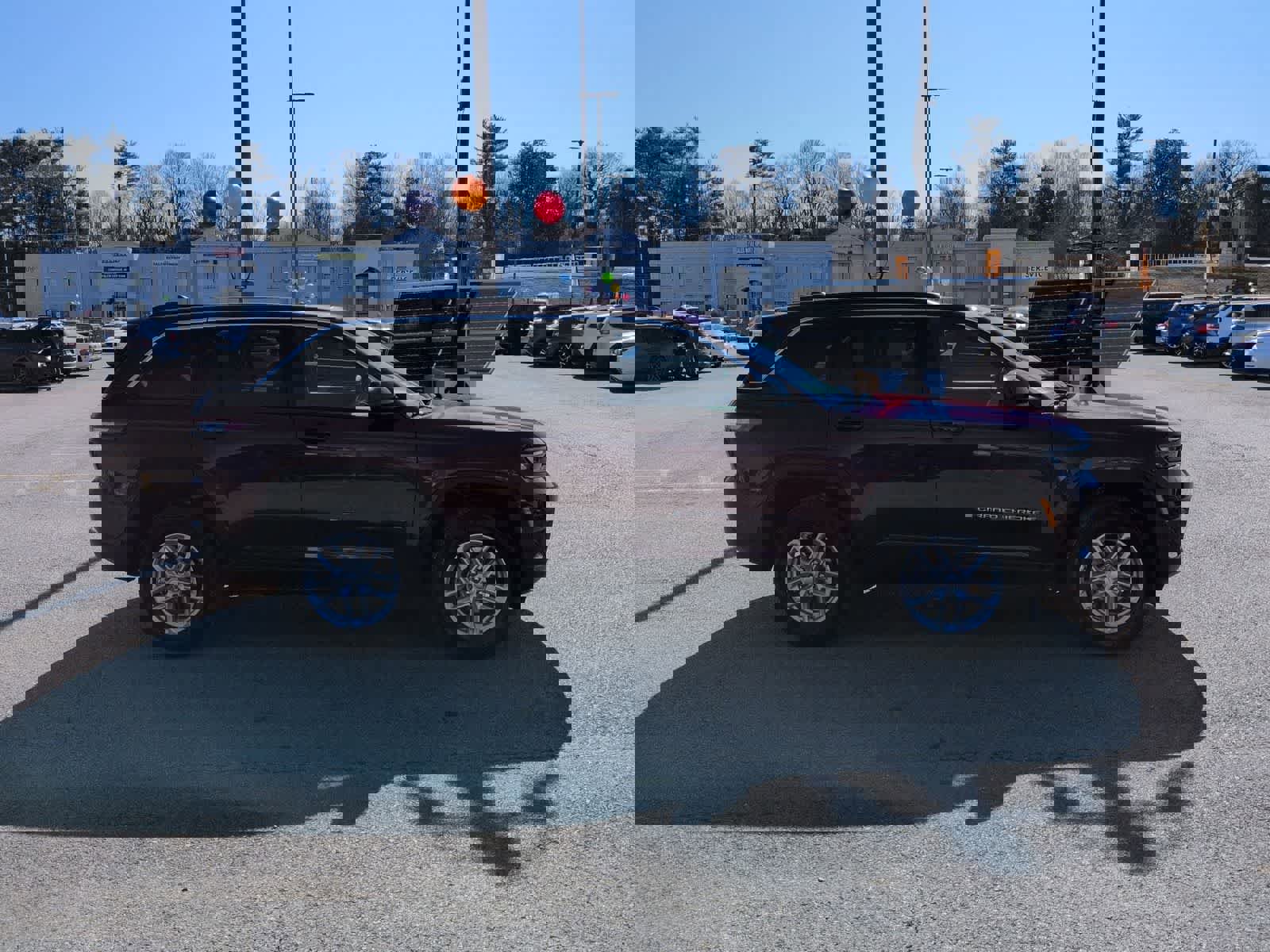 New 2026 Jeep Grand Cherokee Laredo X image 9