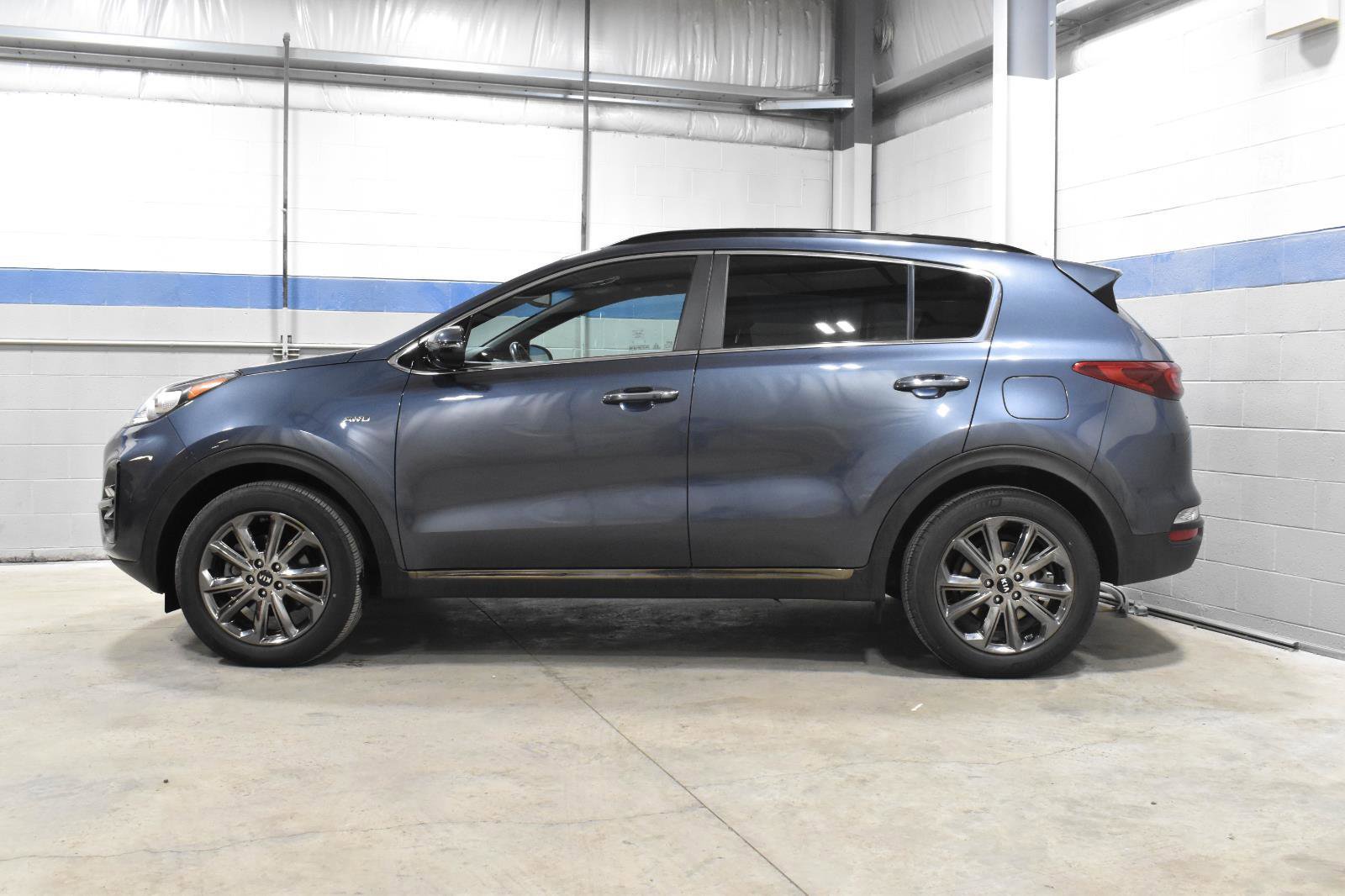 Used 2020 Kia Sportage S w/ Option Group 020 AWD/4WD image 25