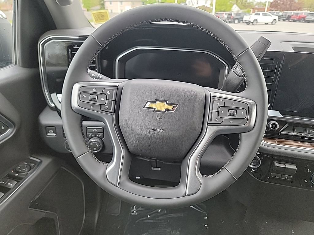 New 2026 Chevrolet Silverado 1500 LT AWD/4WD image 9