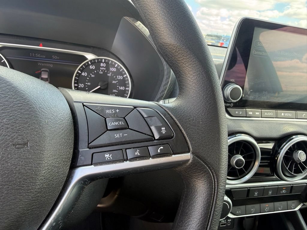 Used 2025 Nissan Sentra SV FWD image 25