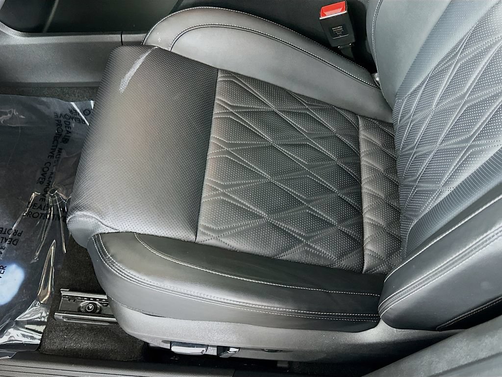 Certified 2023 Nissan Rogue Platinum AWD/4WD image 27