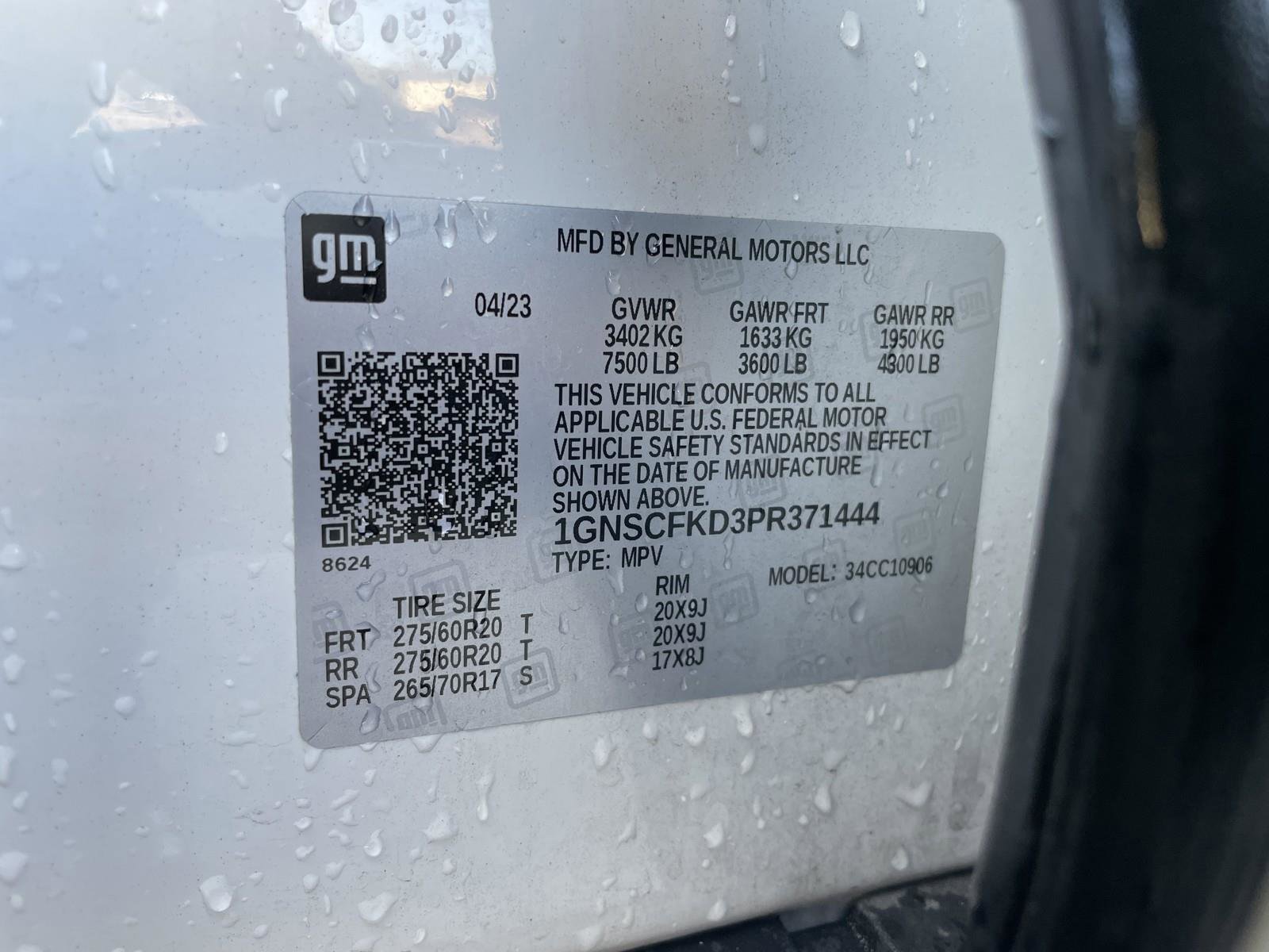 Used 2023 Chevrolet Suburban Premier image 10