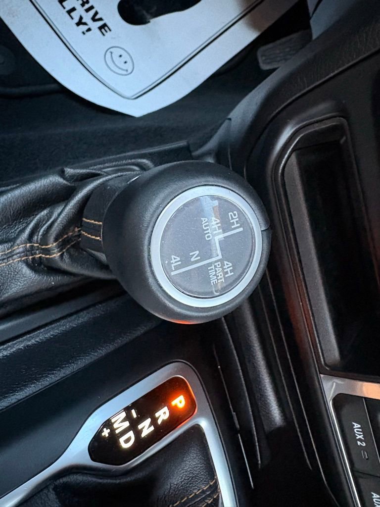 Used 2021 Jeep Gladiator Overland image 37