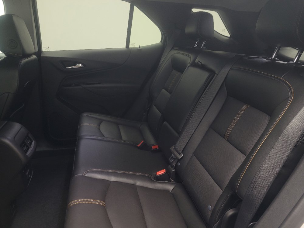 Used 2024 Chevrolet Equinox Premier AWD/4WD image 18