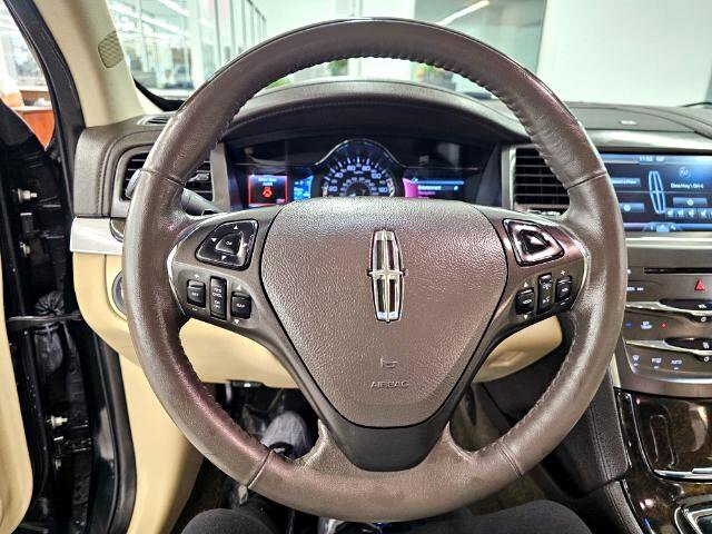 Used 2014 Lincoln MKS AWD w/ Equipment Group 101A image 10