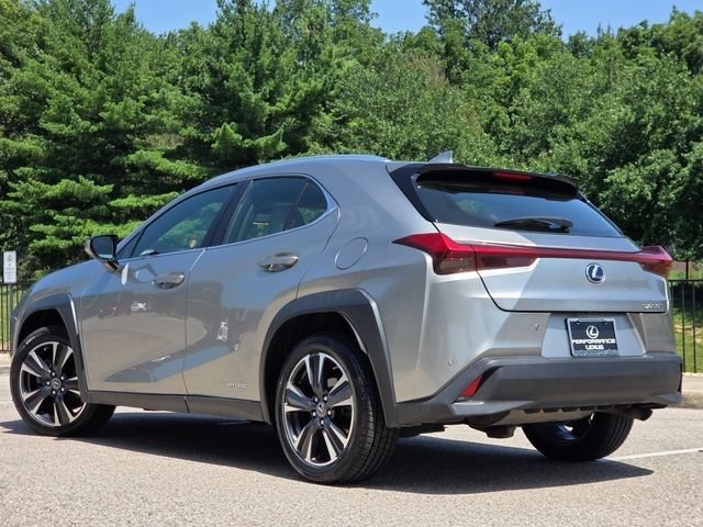 Used 2021 Lexus UX 250h w/ Accessory Package (Z1) AWD/4WD image 24