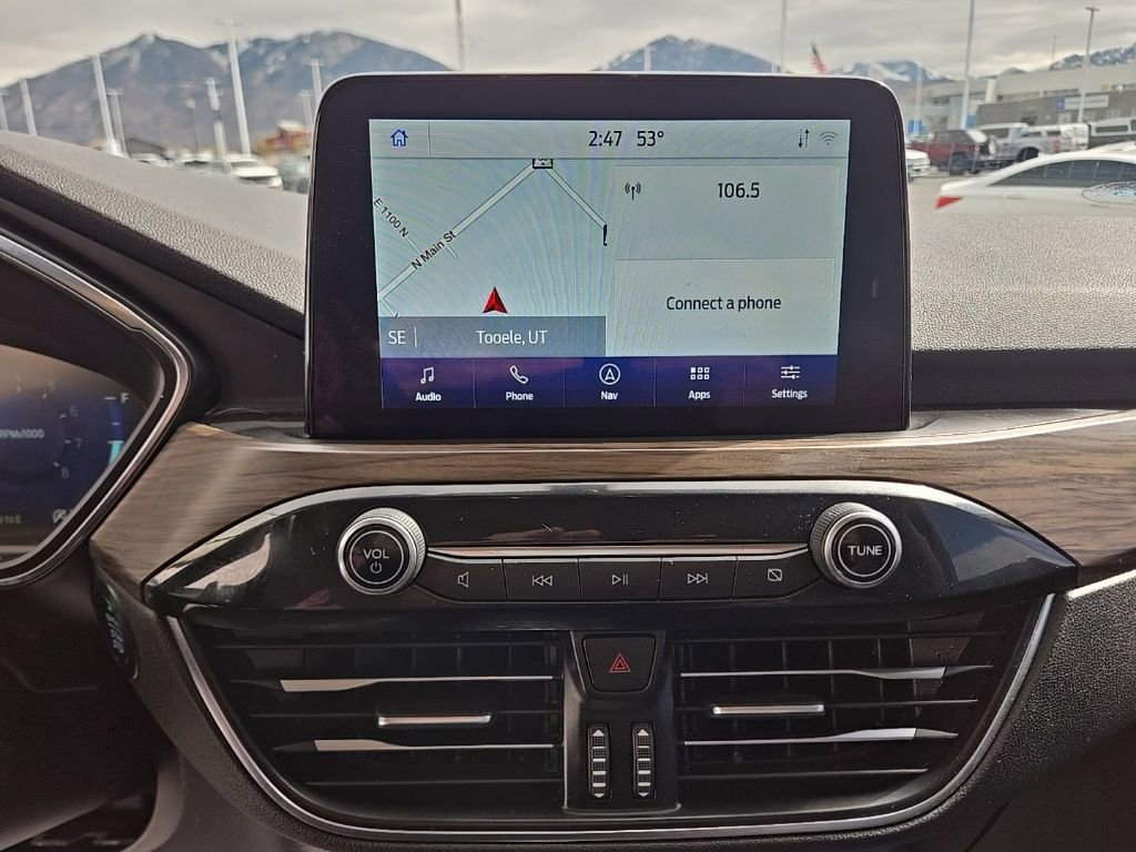 Used 2020 Ford Escape Titanium image 33