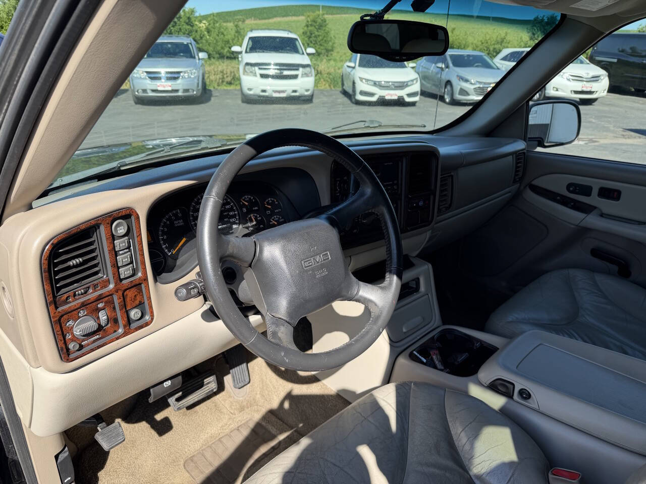 Used 2001 GMC Yukon XL SLT AWD/4WD image 13