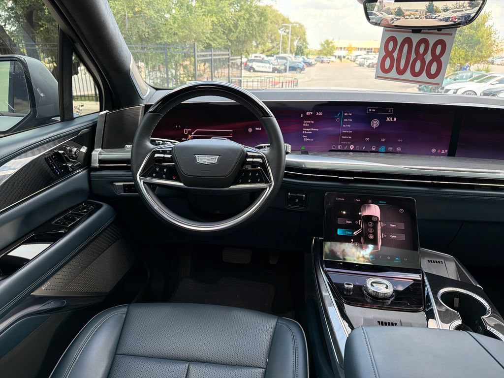 Used 2025 Cadillac Escalade IQ Sport 2 AWD/4WD image 32