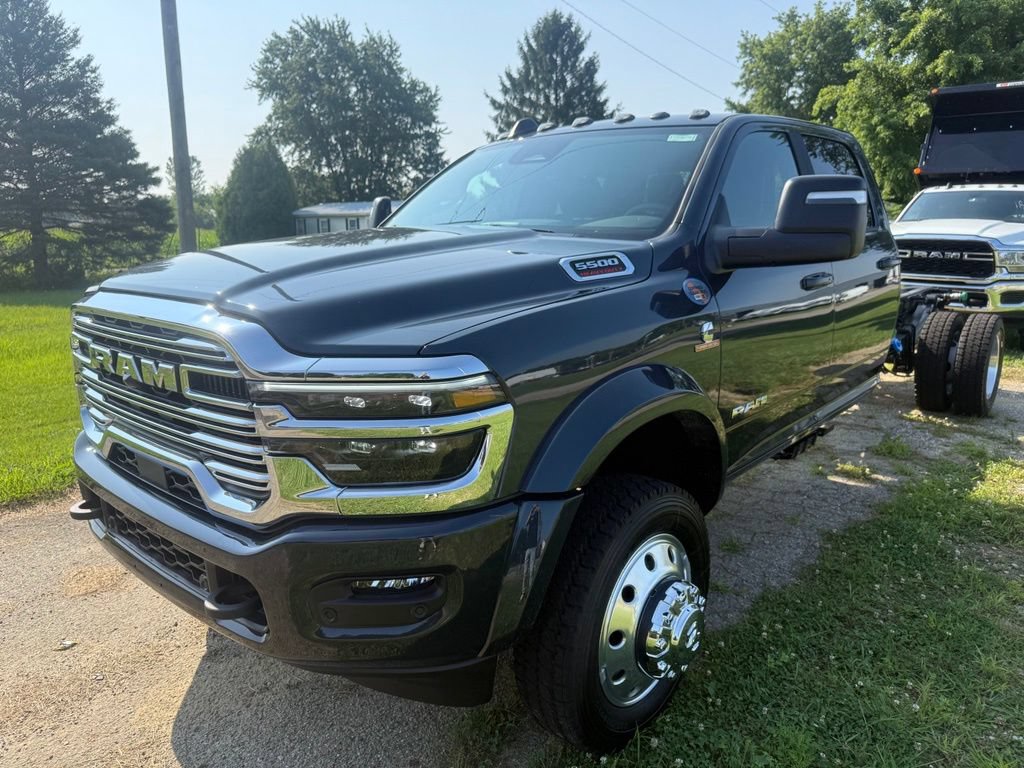 New 2026 RAM 5500 4x4 Crew Cab w/ Laramie Trim Package image 8