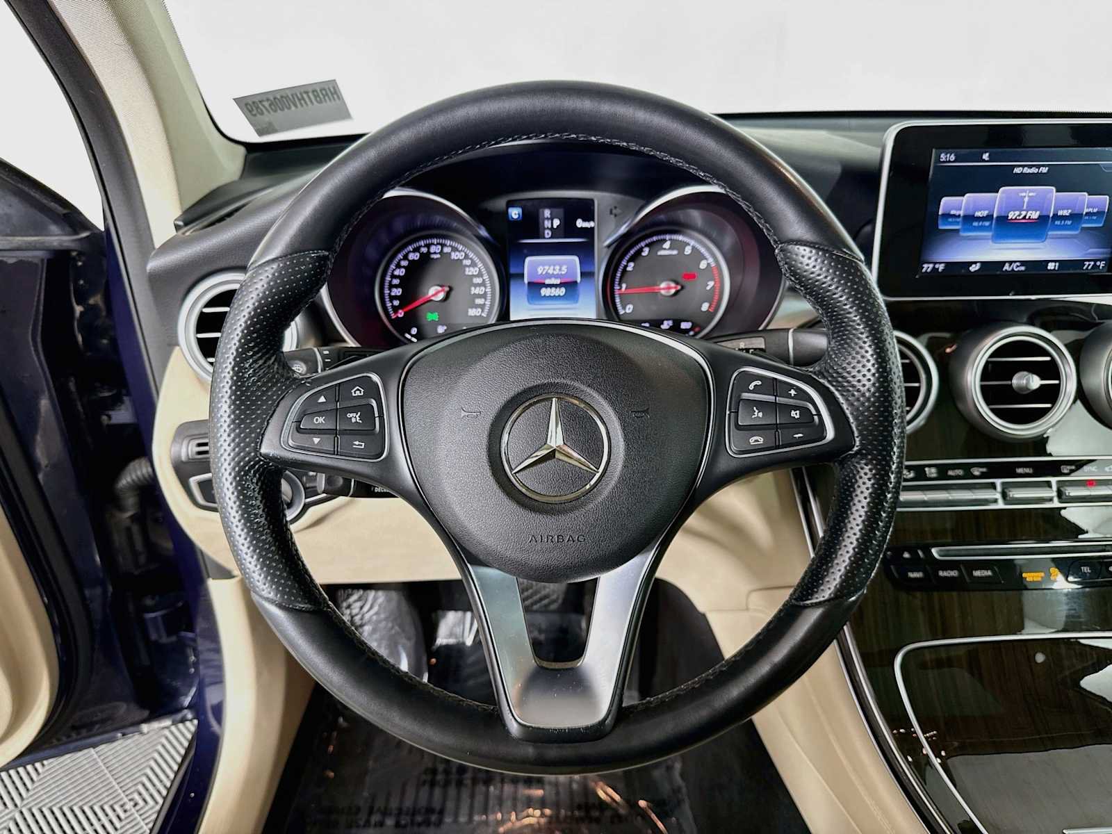 Used 2017 Mercedes-Benz GLC 300 4MATIC image 11