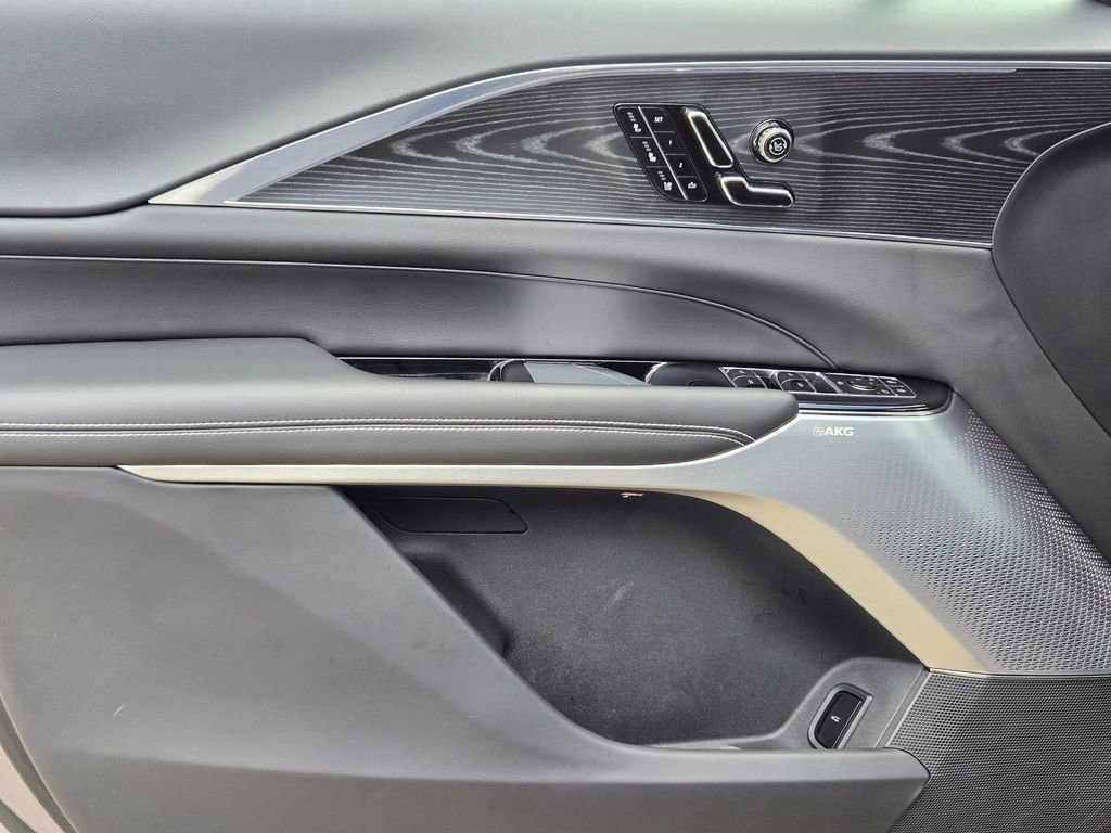 Certified 2024 Cadillac Lyriq Luxury image 26