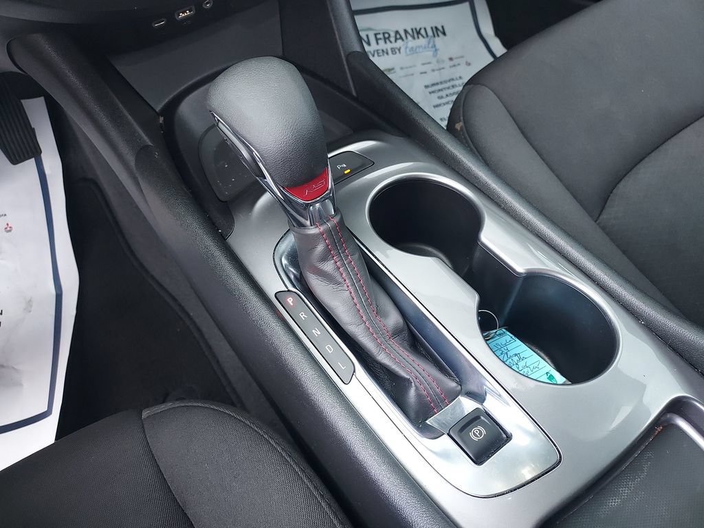 Used 2024 Chevrolet Malibu RS FWD image 24
