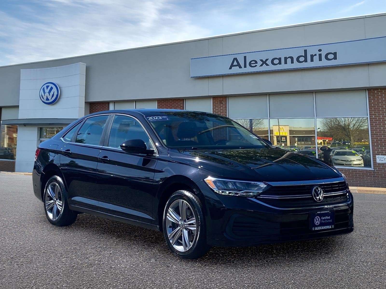 Certified 2023 Volkswagen Jetta SE w/ Panoramic Sunroof Package