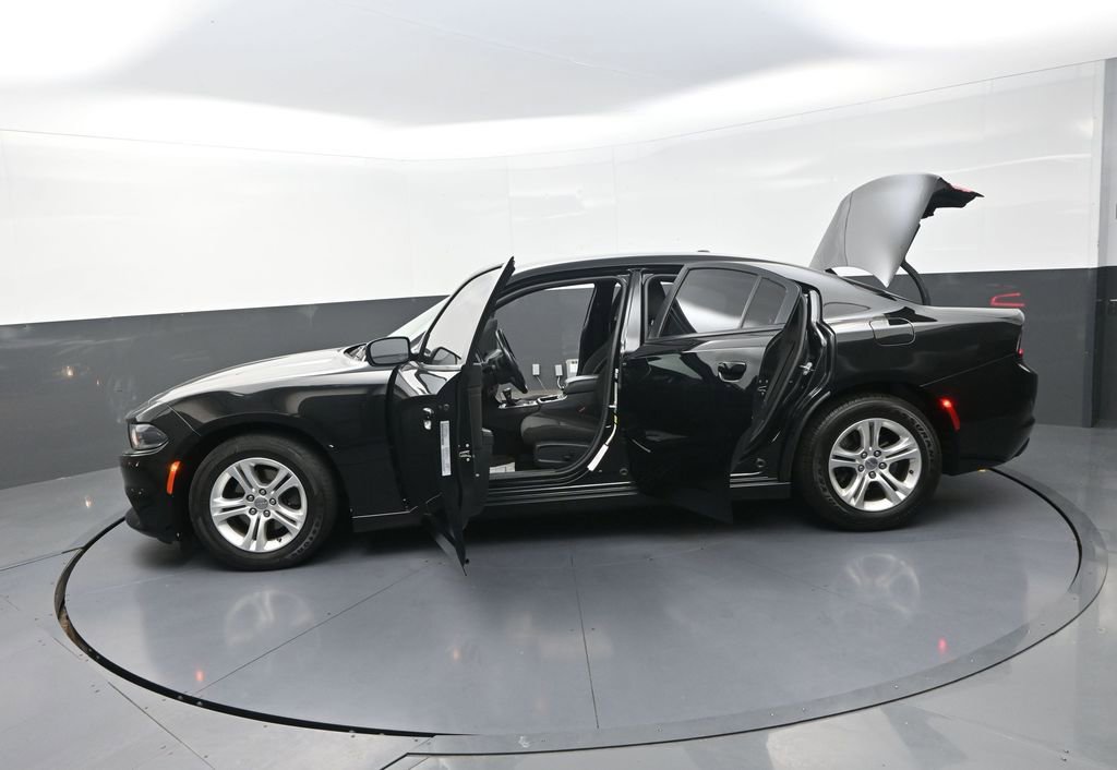 Used 2020 Dodge Charger SXT image 34