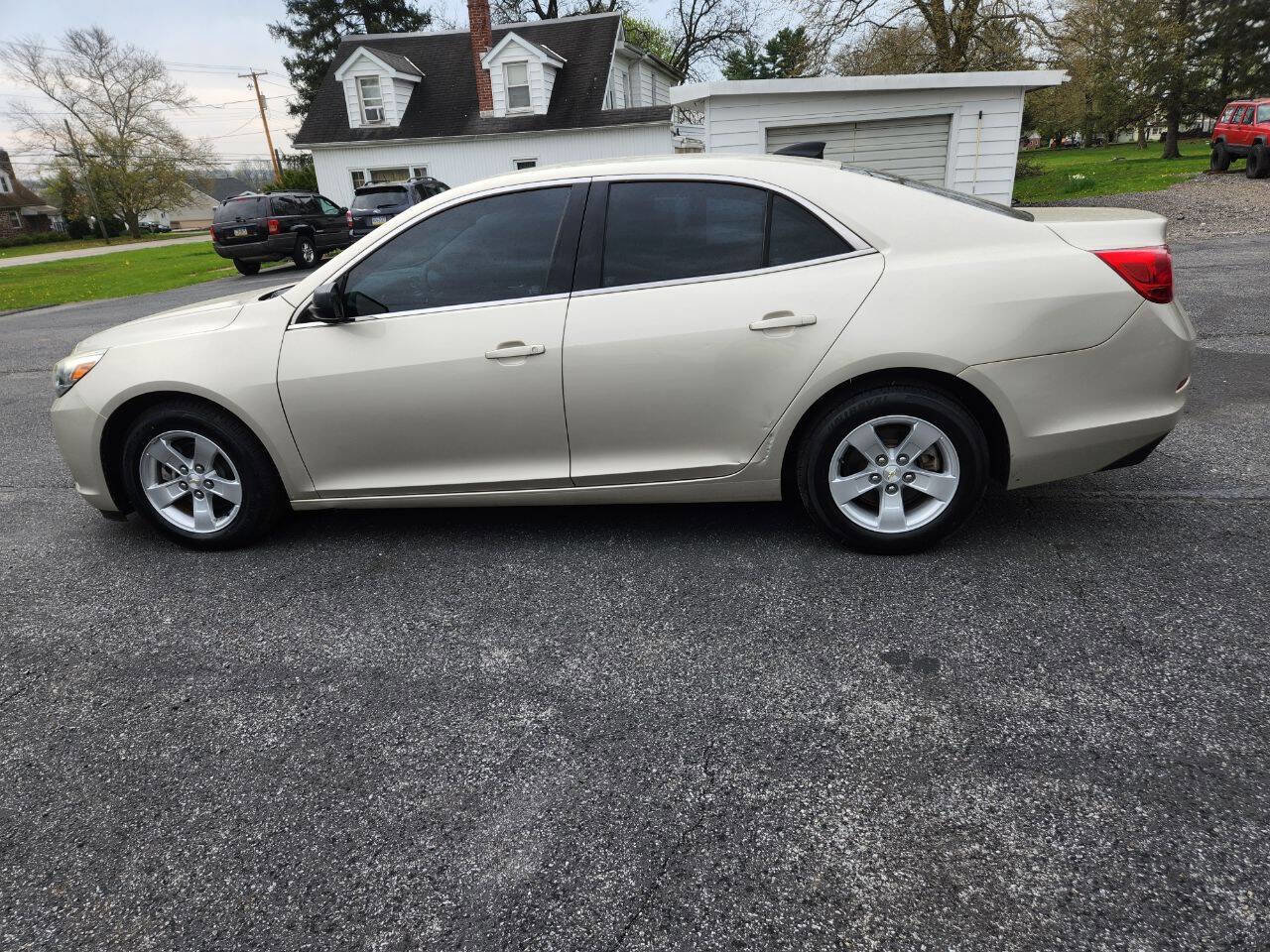 Used 2015 Chevrolet Malibu LS FWD image 8